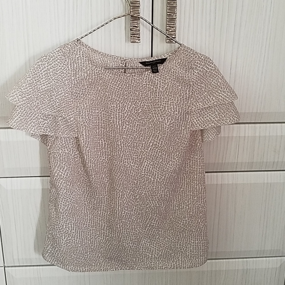 Flutter sleeve banana republic blouse